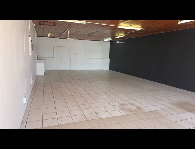 112M² RETAIL TO LET IN KULEKA